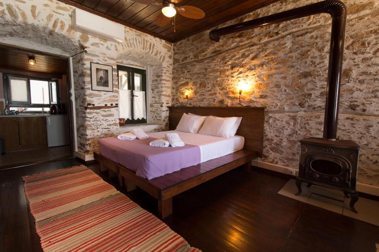 To Petrino Apartment Agios Ioannis  Bagian luar foto